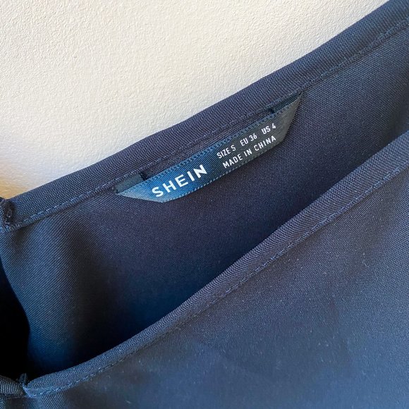 Black V Neck Adjustable Cami Tank Top Blouse | Small - Picture 5 of 7